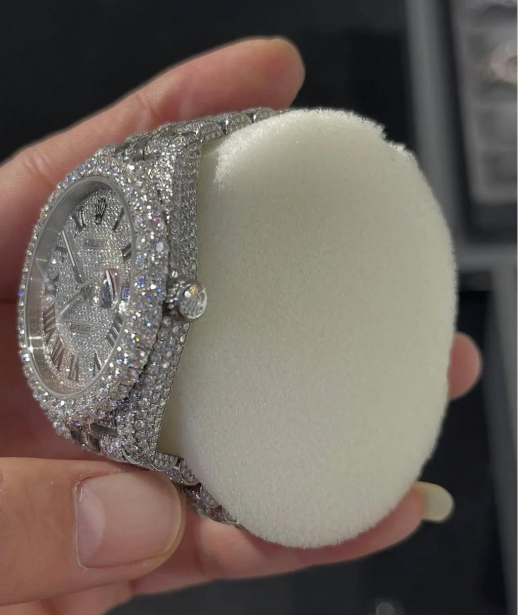 VVS-1 Diamond Watch (Does Arrive With Logo)