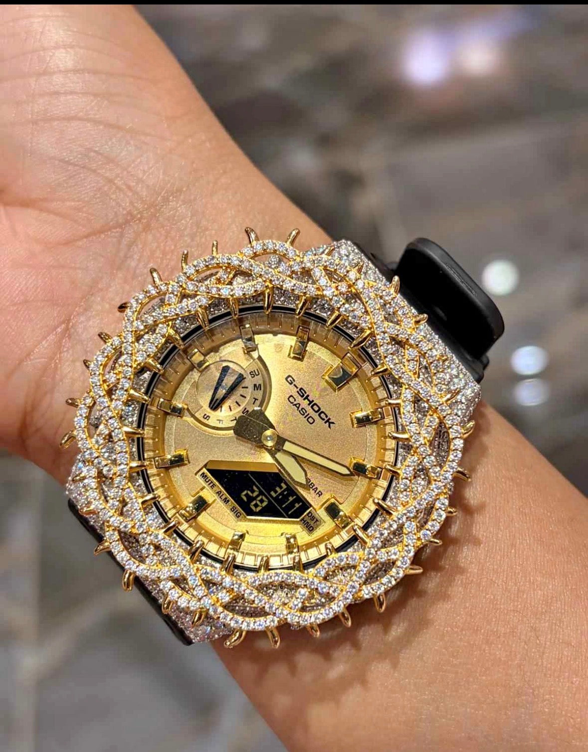 VVS-1 Diamond Watch With Box & Papers