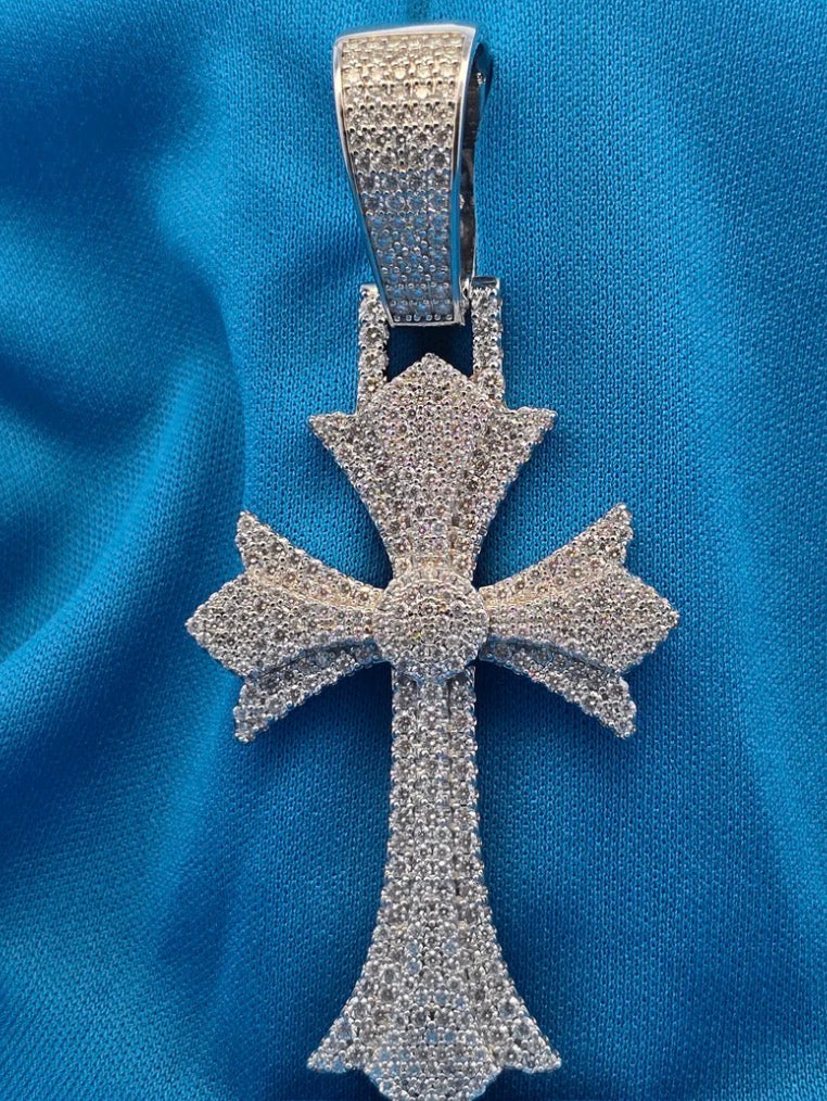 Moissanite 5.78 ctw Excellent Cross Fine Pendant