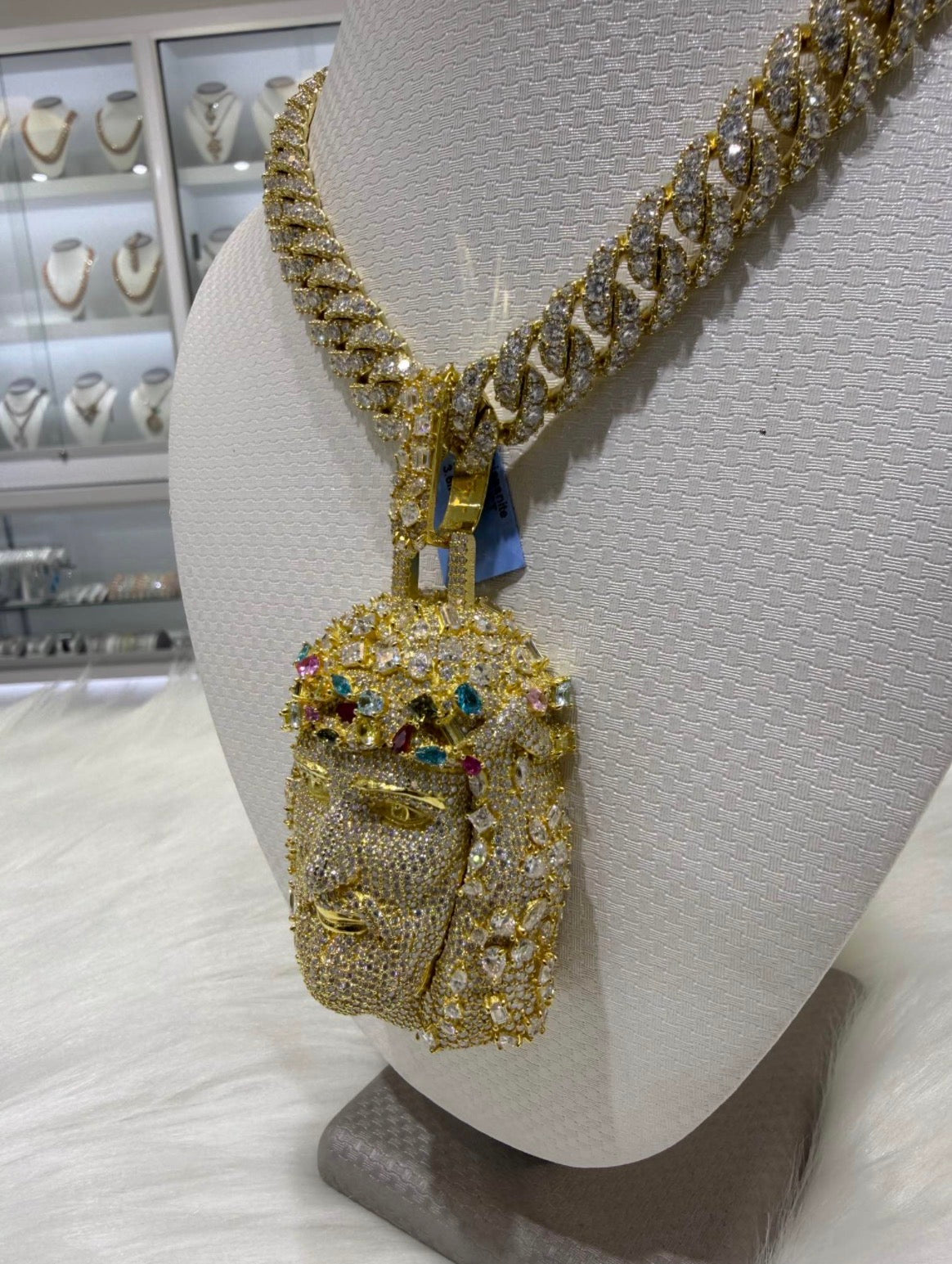 💎 Iced Out Cuban Chain + Custom Jesus Pendant 💎