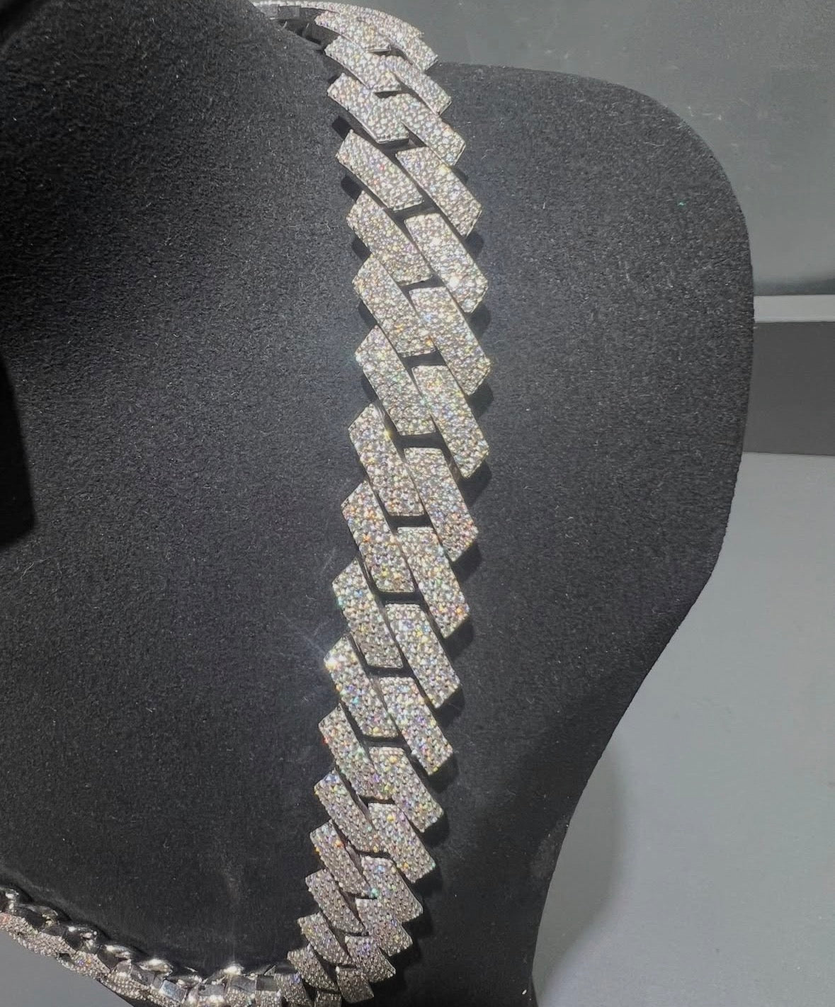 VVS-1 Moissanite Cuban Chain