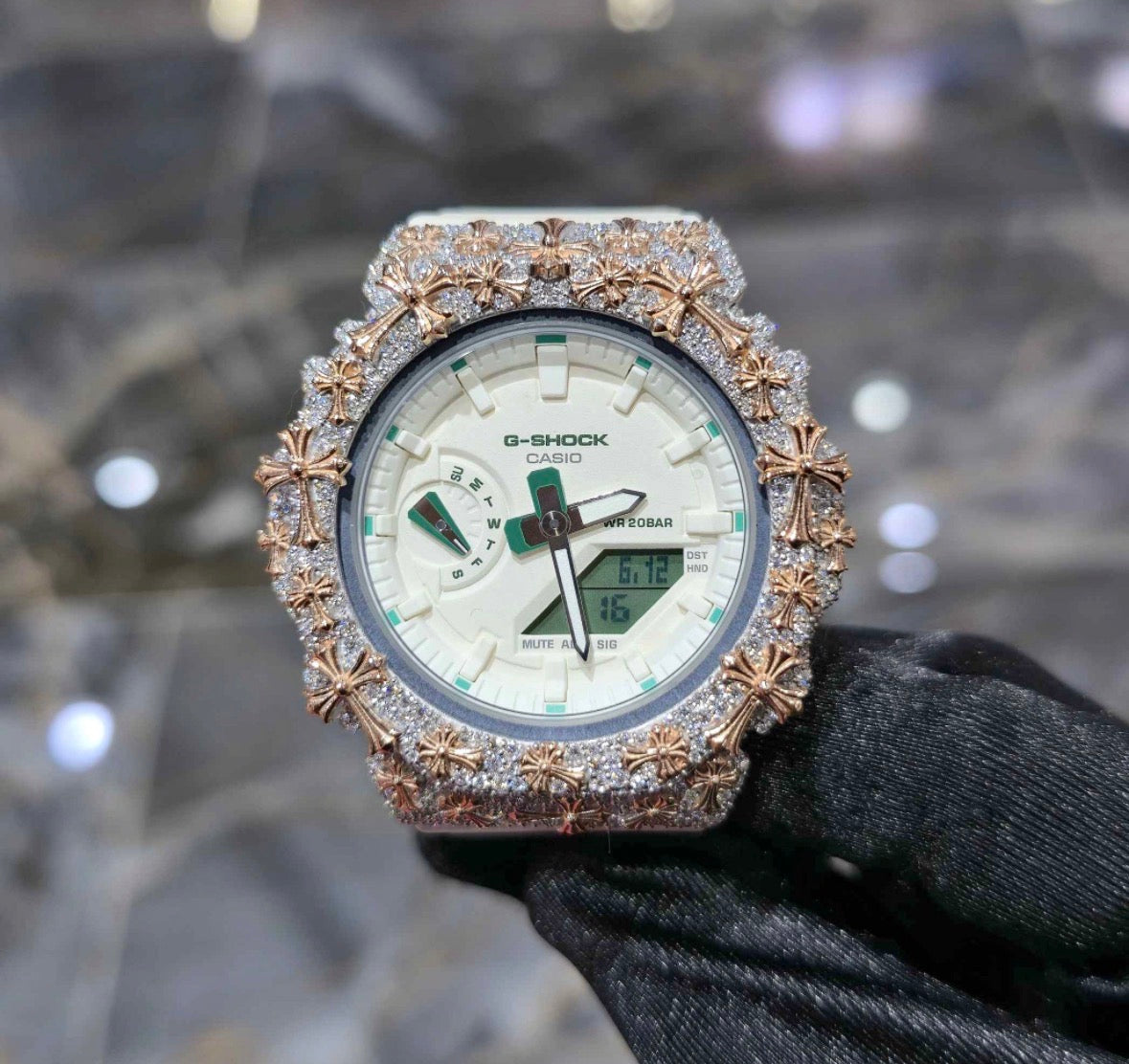 VVS-1 Diamond Watch With Box & Papers