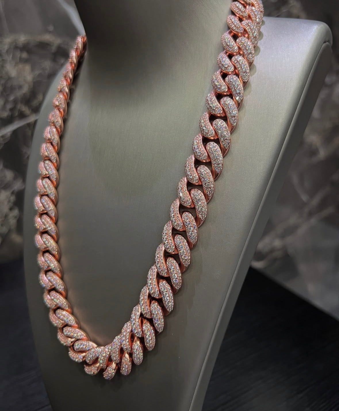 VVS-1 Moissanite Cuban Chain