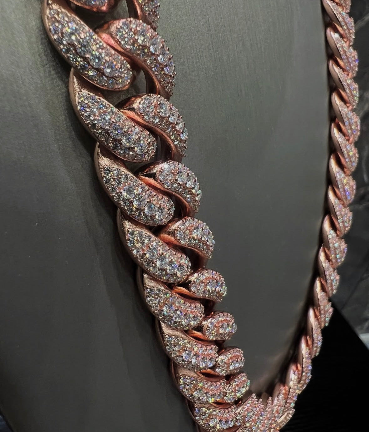 VVS-1 Moissanite Cuban Chain